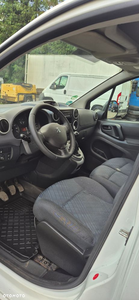 Peugeot Partner - 8