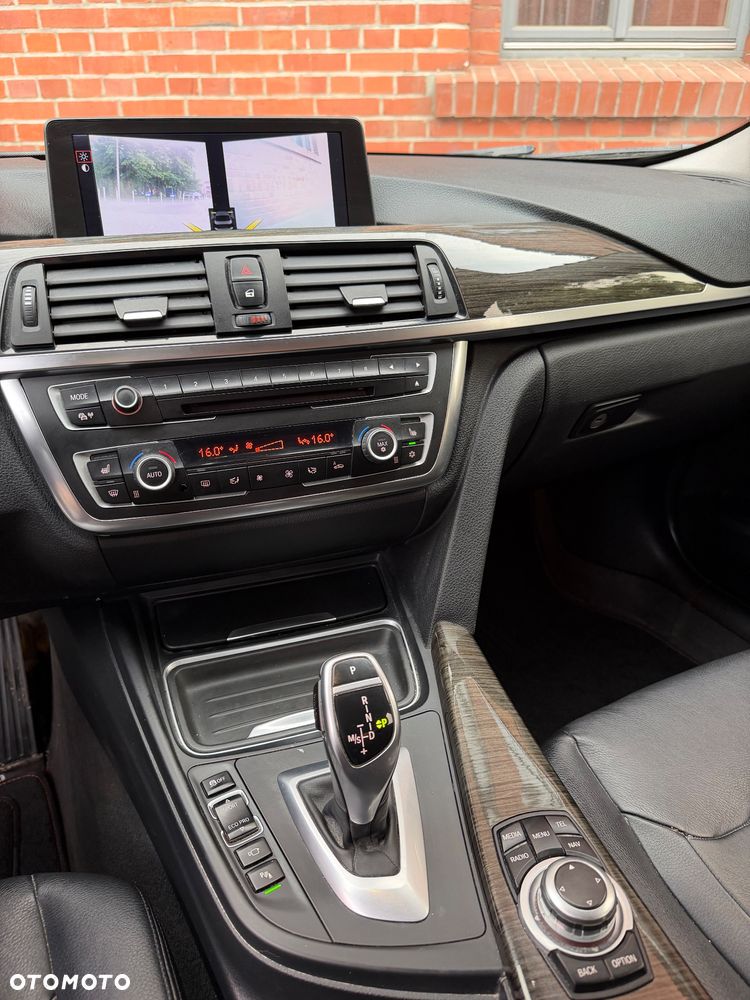 BMW Seria 3 - 30