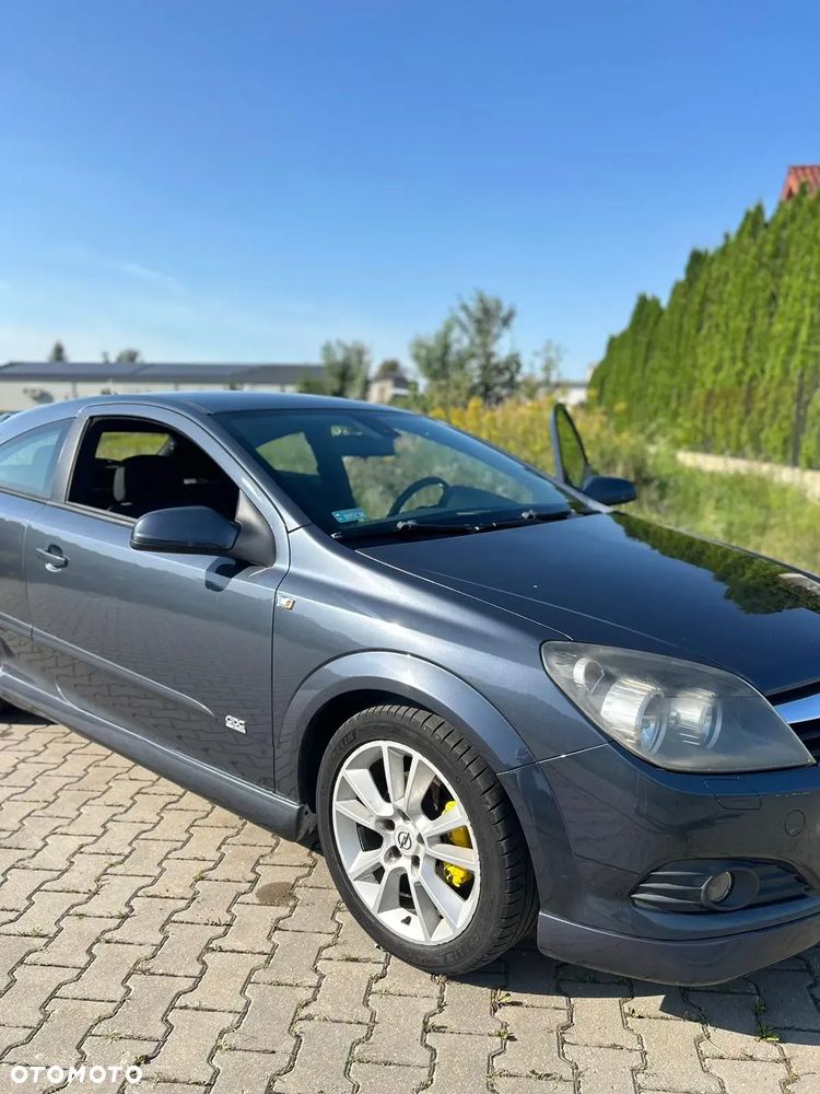 Opel Astra III GTC 1.7 CDTI Sport - 9