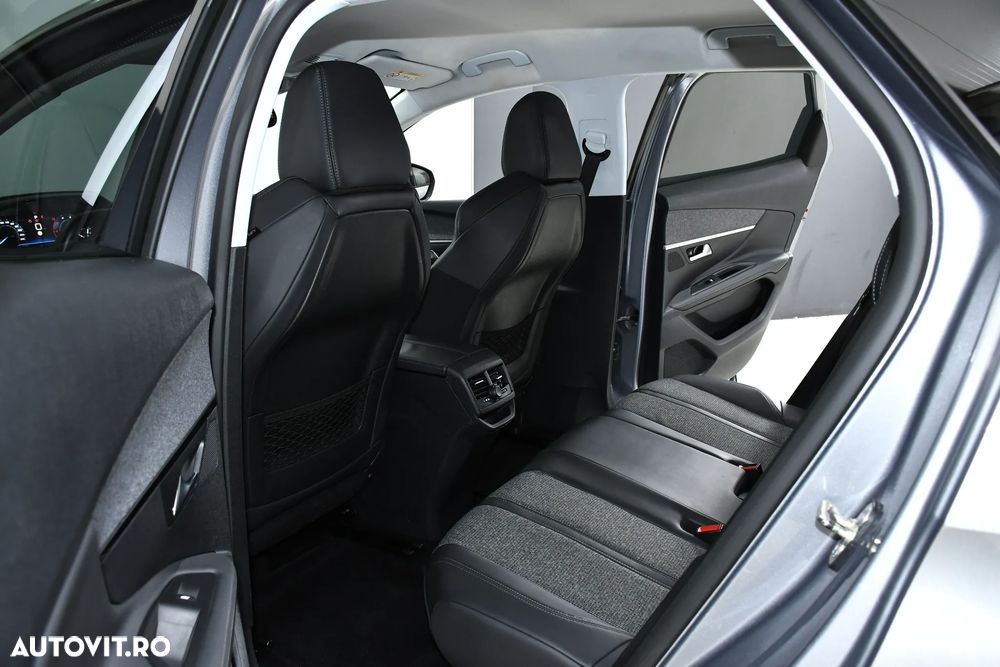 Peugeot 3008 PureTech 130 Stop & Start GPF EAT8 Allure - 7