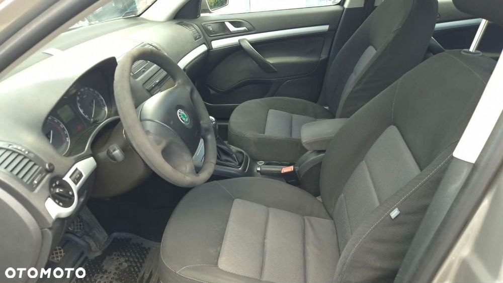 Skoda Octavia - 6