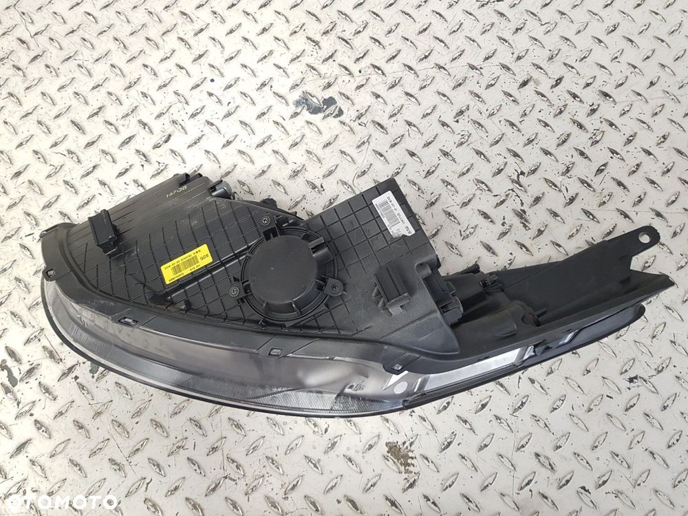 NOWA ORYGINALNA LAMPA PRAWA PRZEDNIA SOCZEWKA KOMPLETNA HYUNDAI I30 2 II 12-16 92101-A6020 - 10