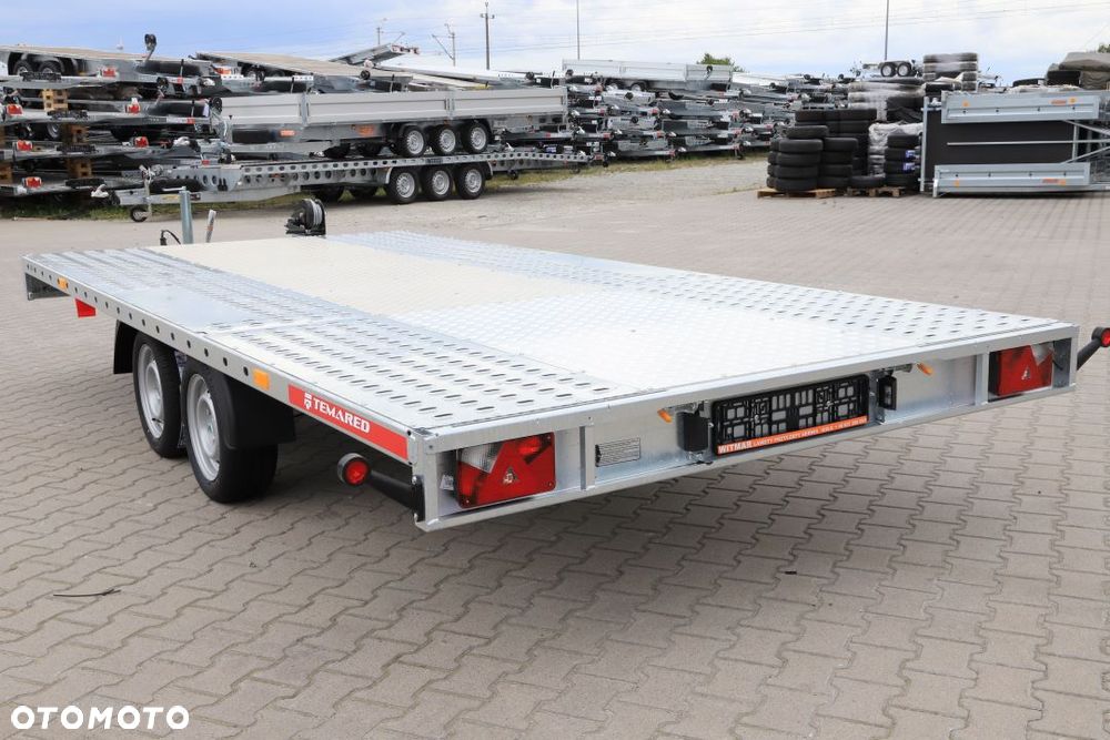 TEMARED CAR DECK 4521/2 S 2,7T 450x215cm  Wypełnienie blachą aluminiową DMC 2700kg Koła 195R13C - 5