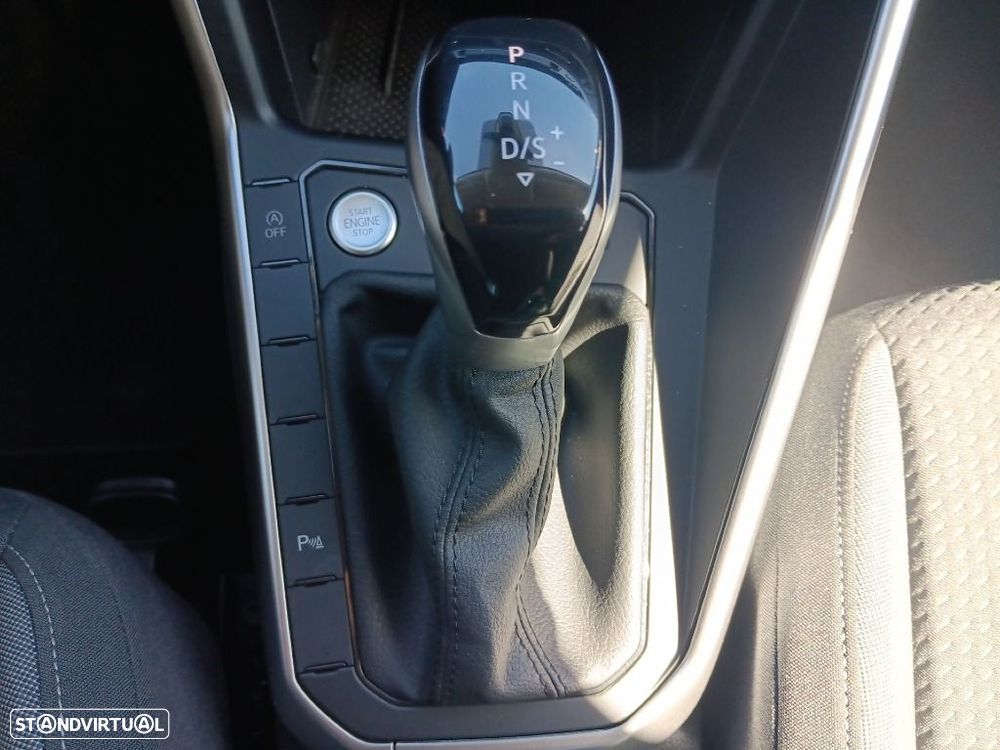 VW Taigo 1.0 TSI Urban DSG - 28