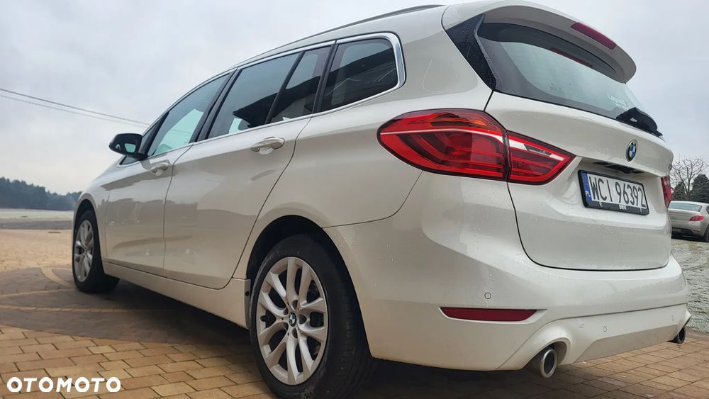 BMW Seria 2 218d - 1