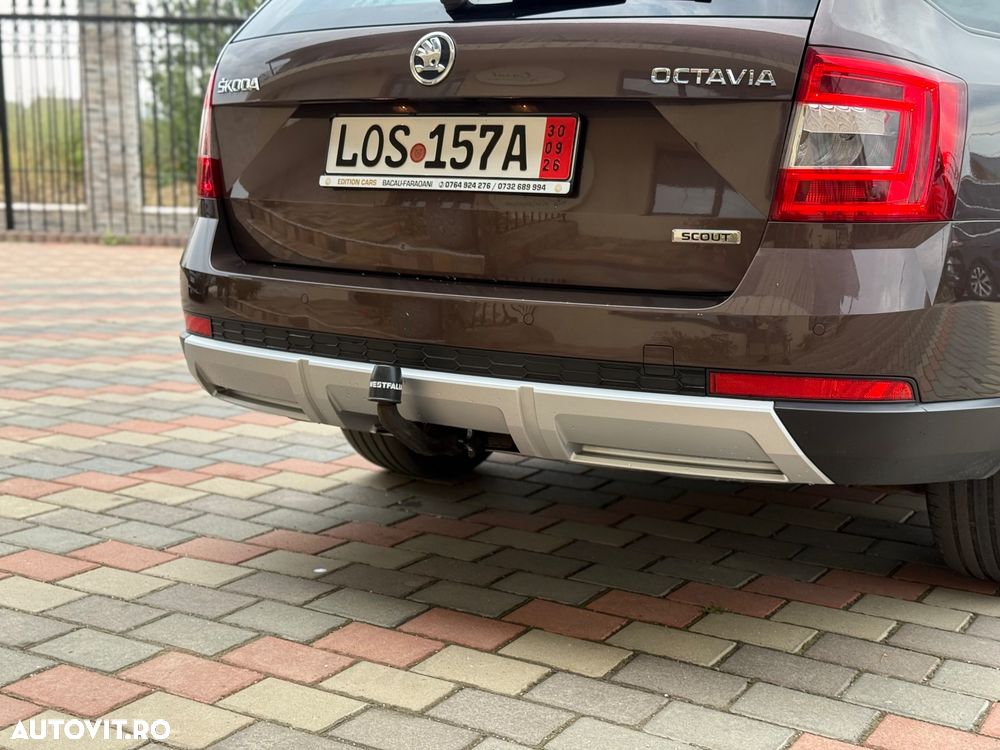 Skoda Octavia 2.0 TDI (Green tec) 4x4 DSG Scout - 17