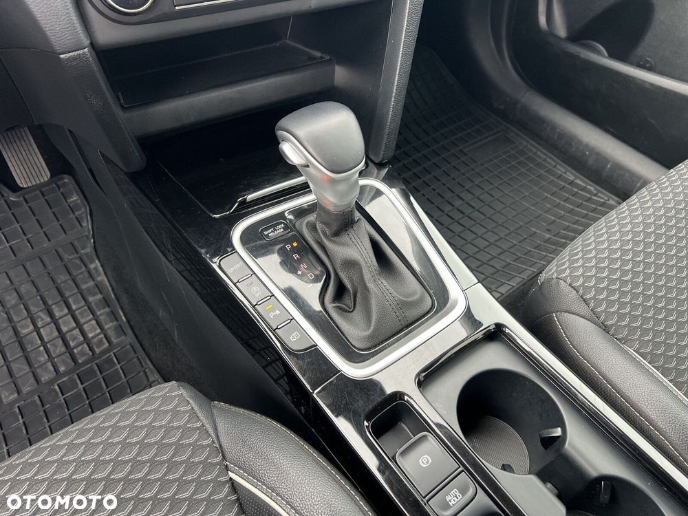 Kia XCeed 1.5 T-GDI L DCT - 19
