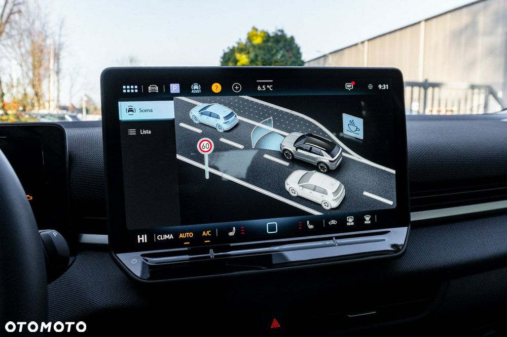 Volkswagen T-Roc - 32