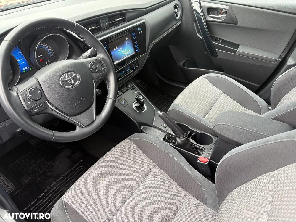 Toyota Auris - 20