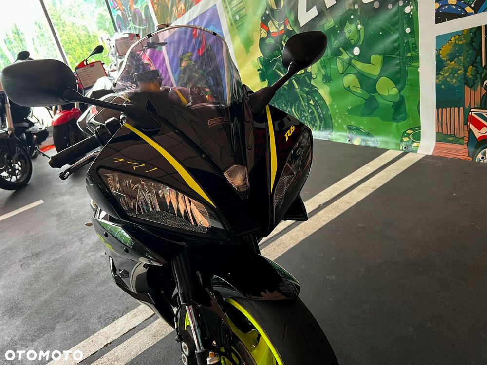 Yamaha R6 - 17