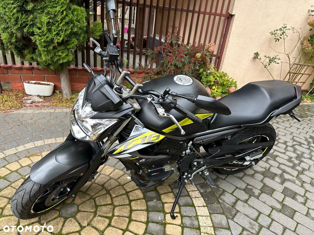 Yamaha XJ - 5