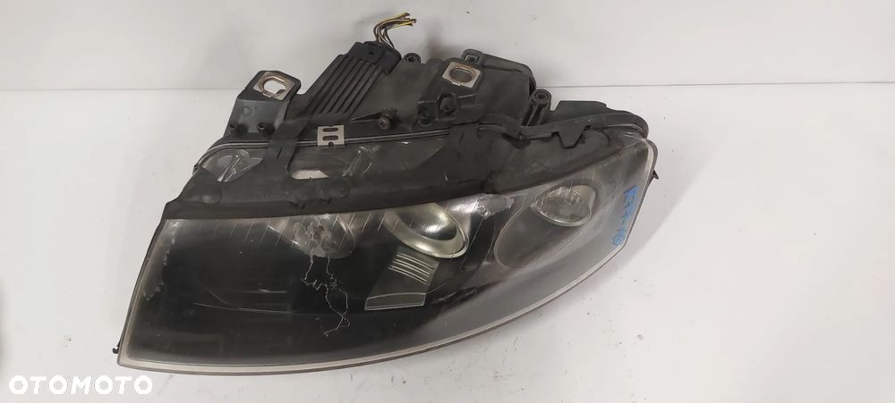 .  LAMPA PRZOD PRZEDNIA LEWA AUDI A4 B6 CABRIO - 2
