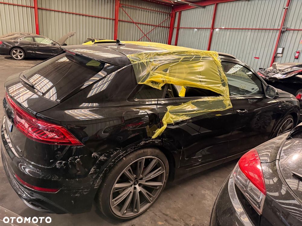 Audi Q8 60 TFSIe quattro tiptronic - 6
