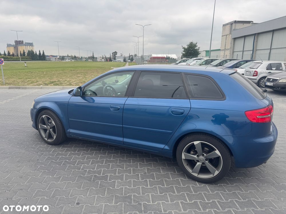 Audi A3 Sportback 1.9 TDI DPF Ambiente - 4