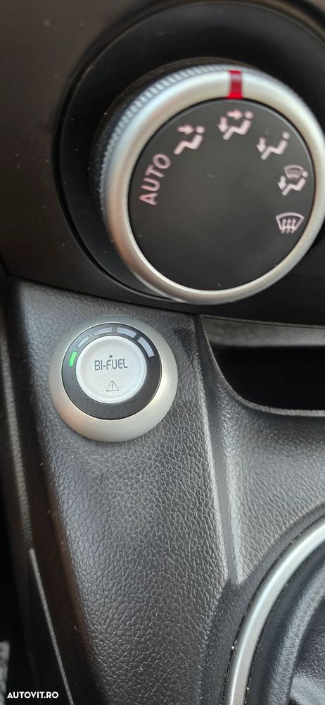 Mazda 2 - 13
