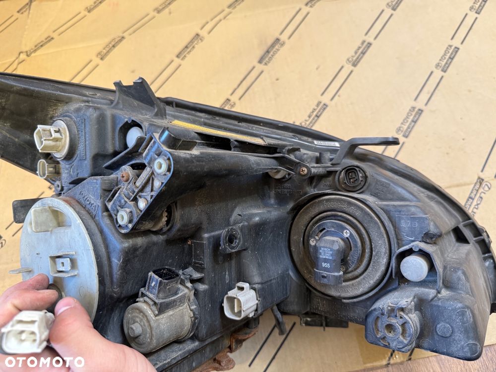 Lampa przednia prawa, lewa Lexus RX400h ANG 03-09r. - 7