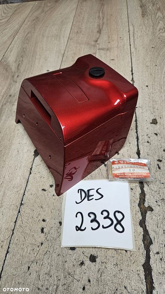 Nowy Schowek Tył Ogon Suzuki GP100 / GP125  45500-39125-00J - 1