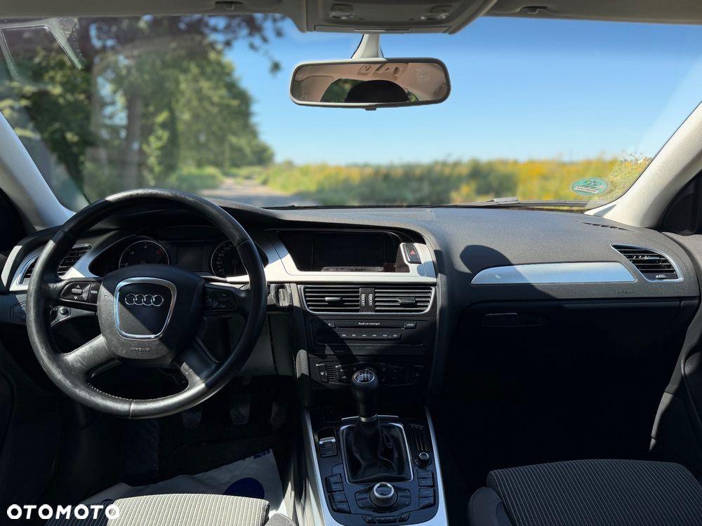 Audi A4 Avant 2.0 TDI DPF Ambition - 12