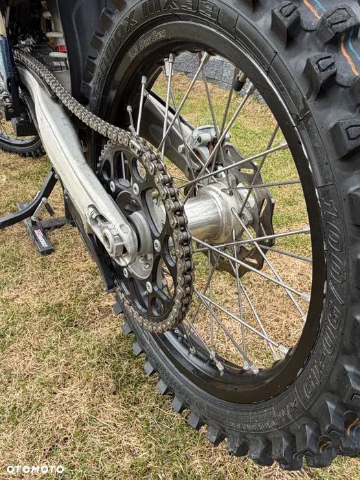 Yamaha YZF - 2