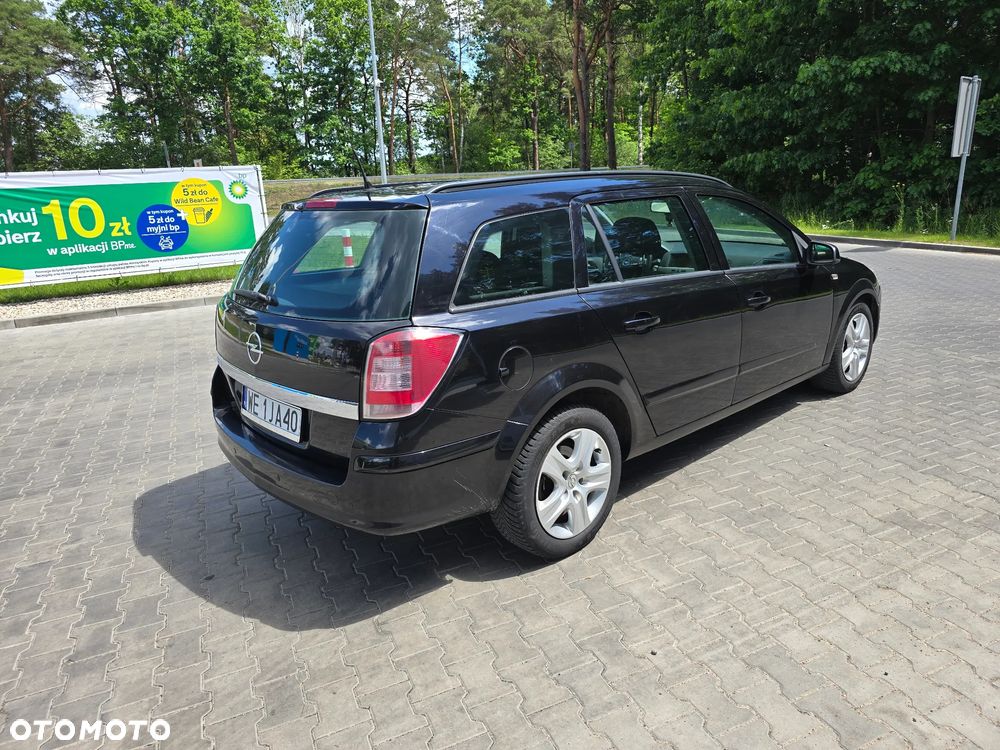 Opel Astra 1.6 Essentia - 6