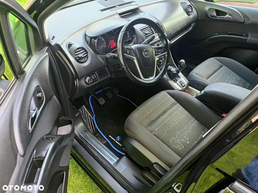 Opel Meriva - 14