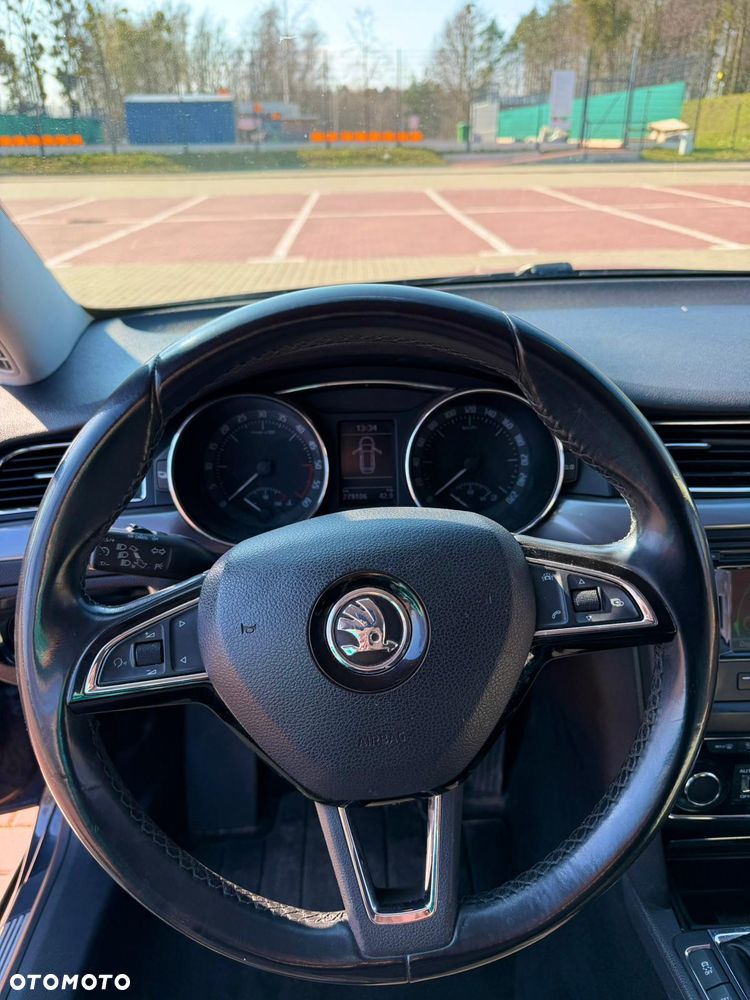 Skoda Superb 2.0 TDI Elegance - 8