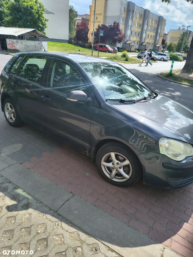 Volkswagen Polo 1.4 16V Comfortline - 2