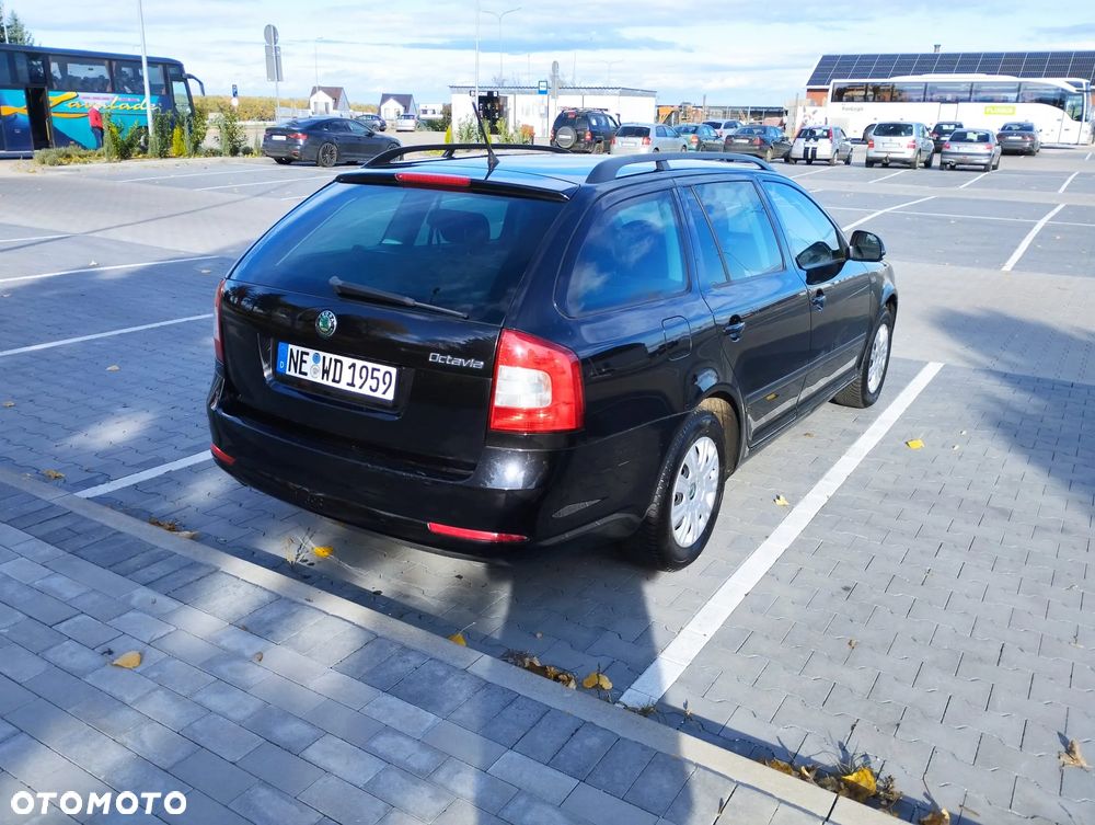 Skoda Octavia 2.0 TDI Family Plus - 9