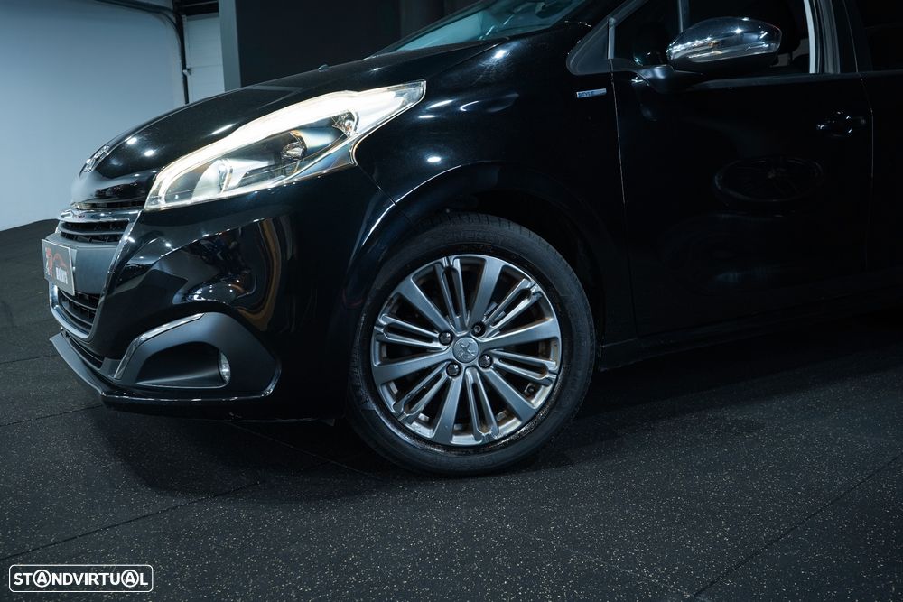 Peugeot 208 1.2 PureTech Style - 4