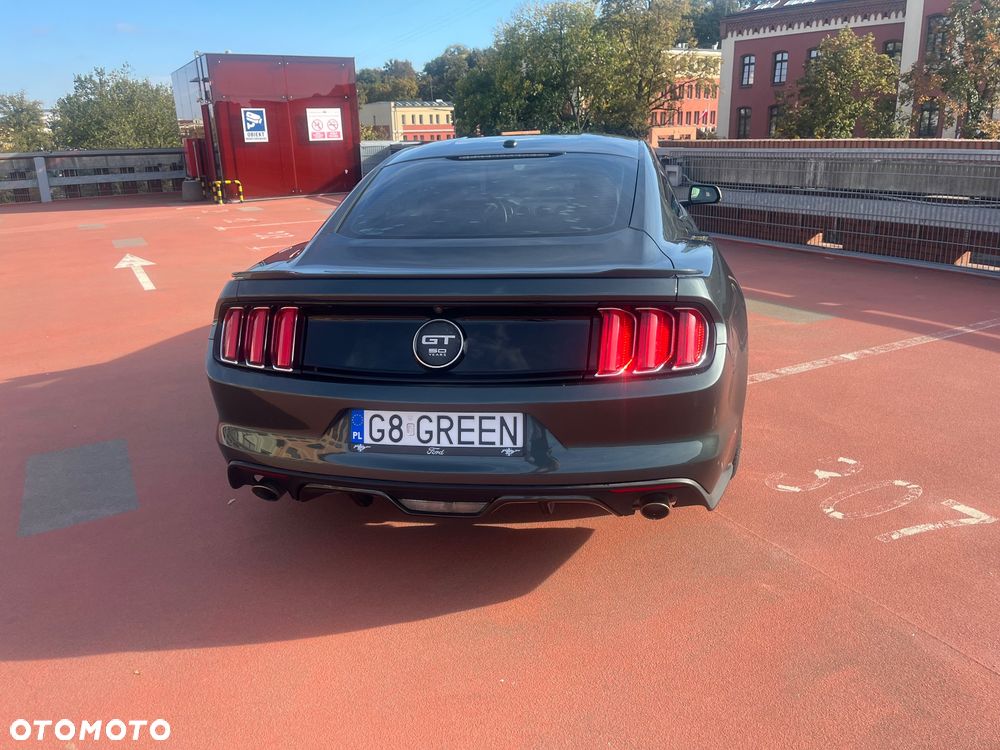 Ford Mustang 5.0 V8 GT - 8