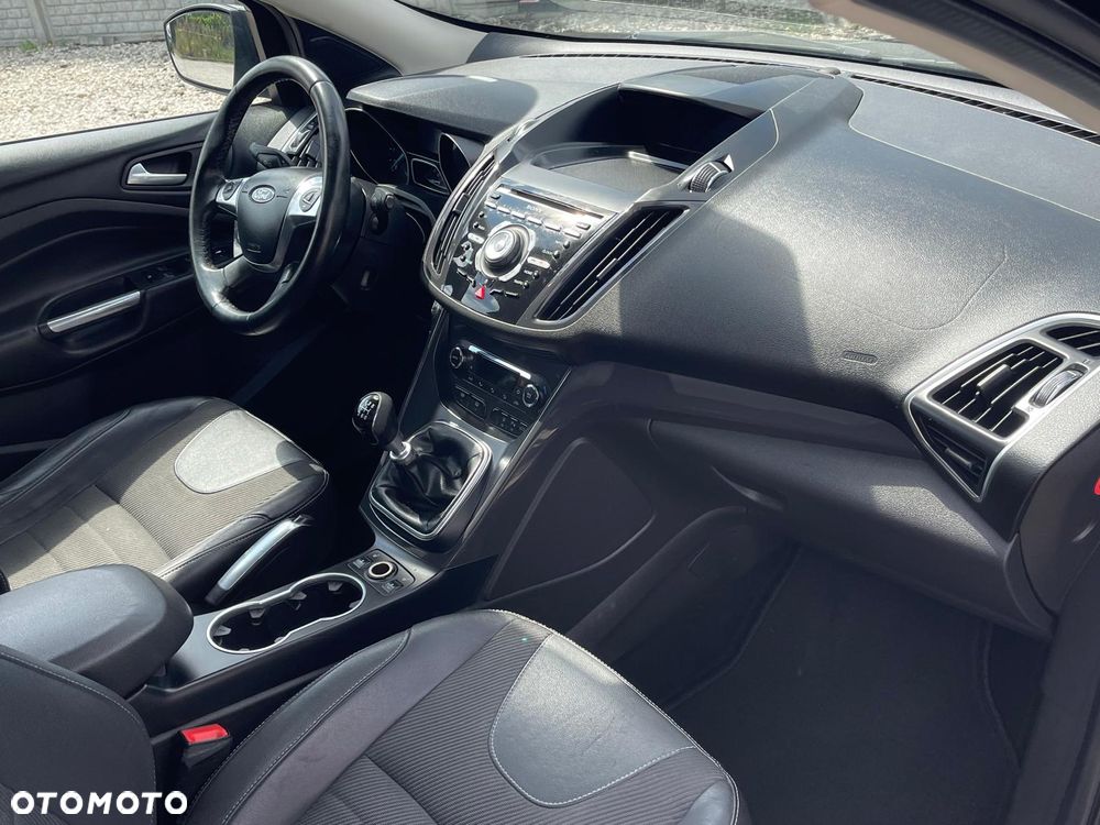 Ford Kuga 2.0 TDCi 4WD Titanium Plus - 23