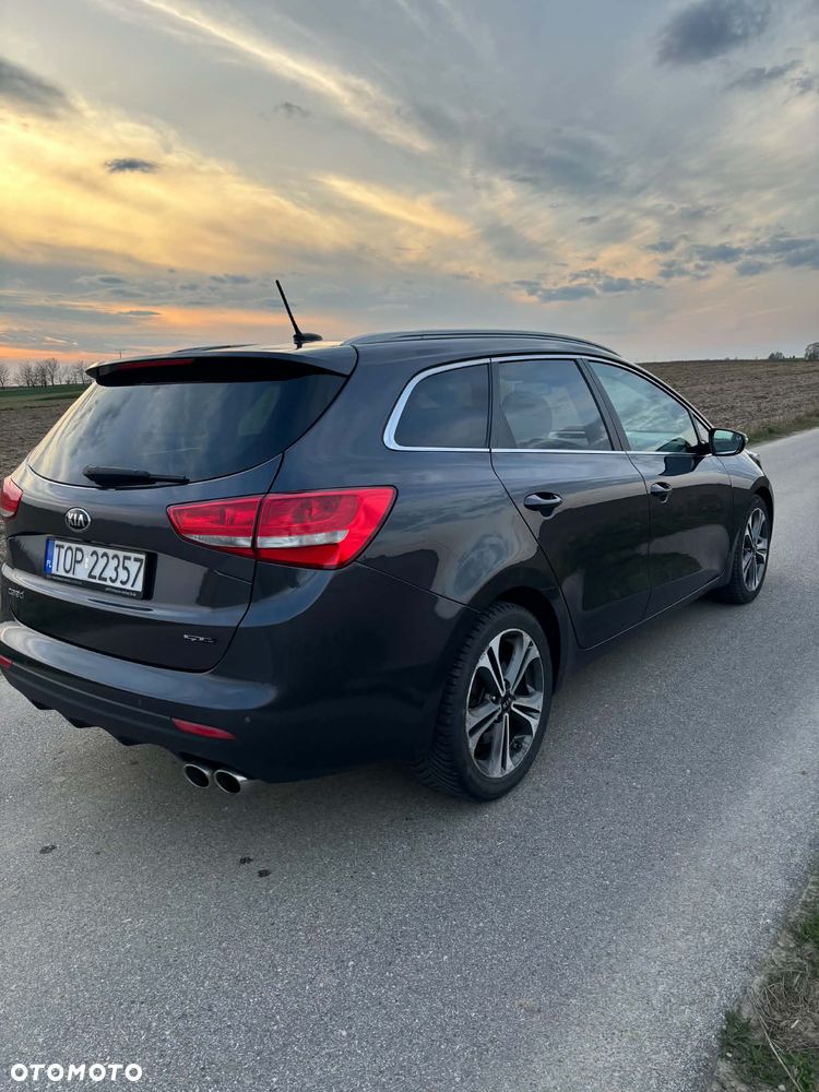 Kia Ceed 1.6 CRDi 136 DCT ISG GT Line - 6