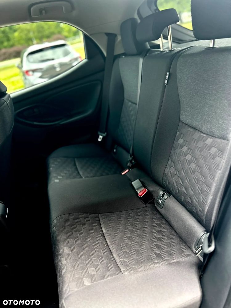Toyota Yaris Hybrid 1.5 Style - 17