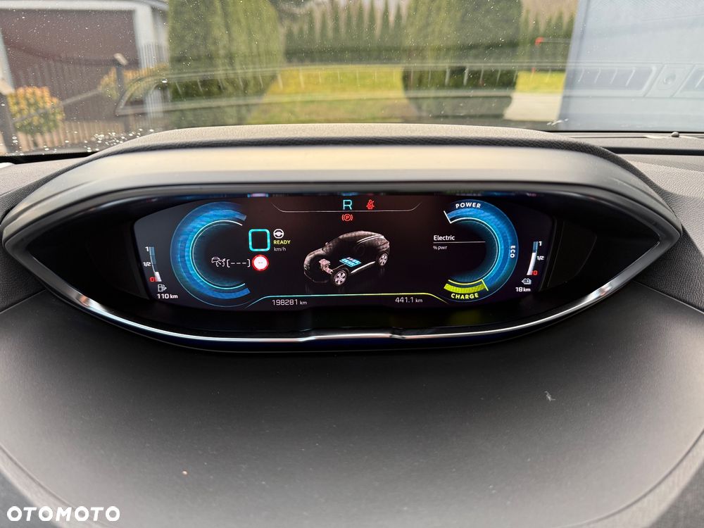 Peugeot 3008 1.6 PureTech Hybrid PHEV Allure Pack S&S EAT8 - 24