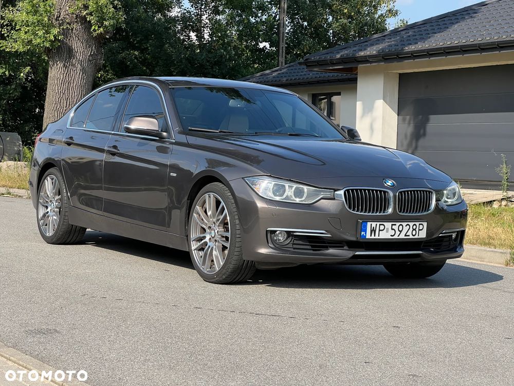 BMW Seria 3 328i Luxury Line - 3