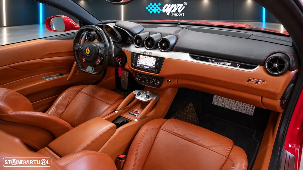Ferrari FF 6.3 V12 - 14