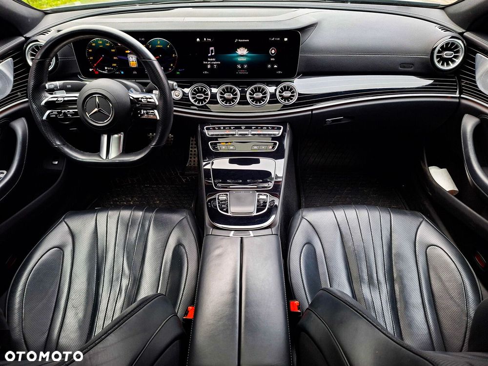 Mercedes-Benz CLS - 11