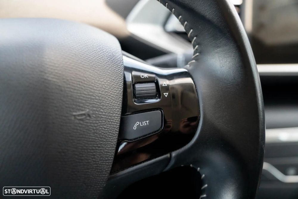 Peugeot 308 1.5 BlueHDi Business Line - 18