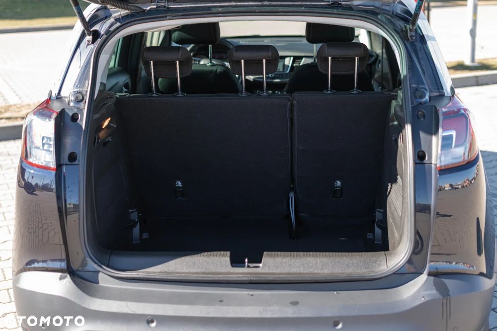 Opel Crossland X - 11