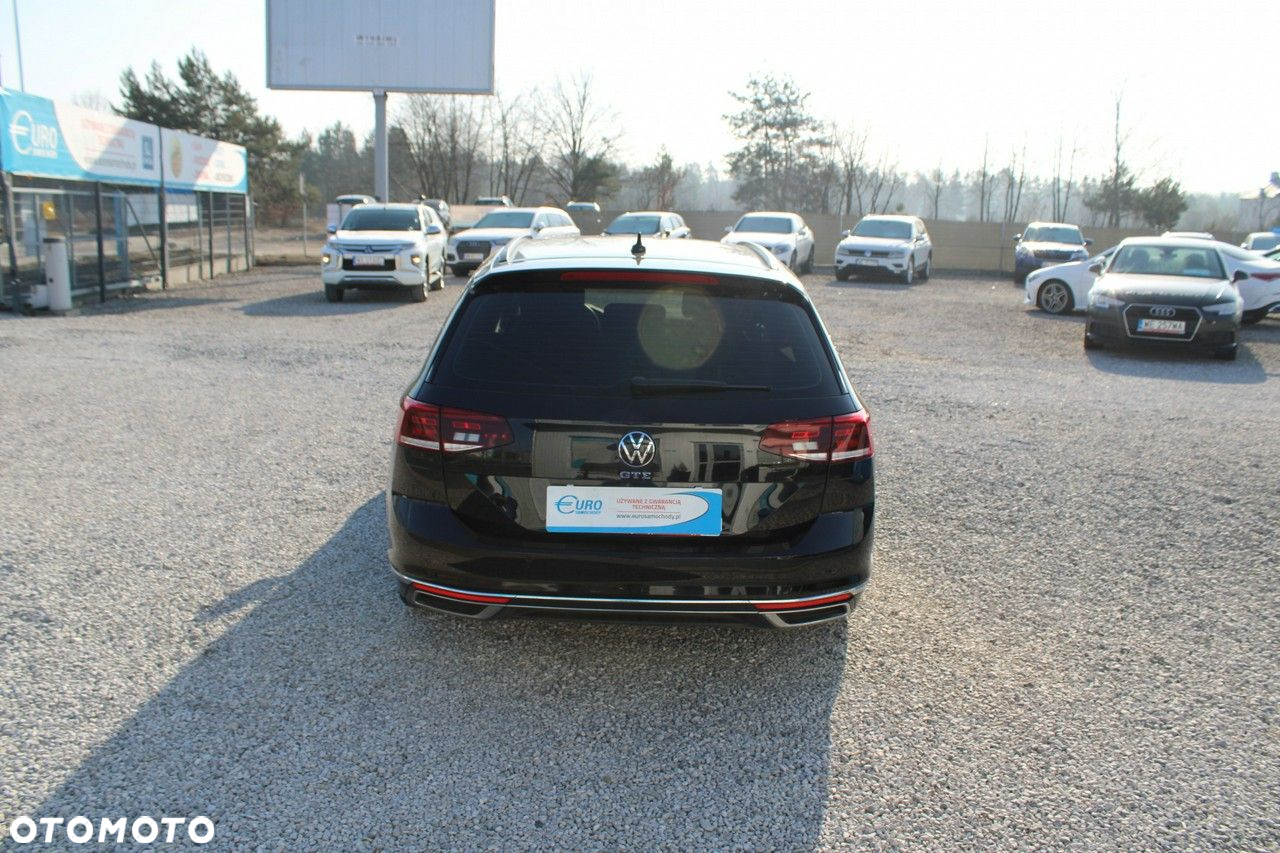 Volkswagen Passat - 7