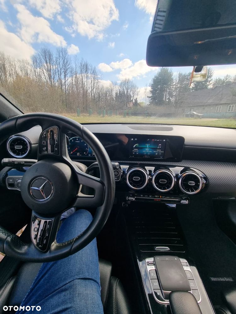 Mercedes-Benz Klasa A 200 7G-DCT - 22