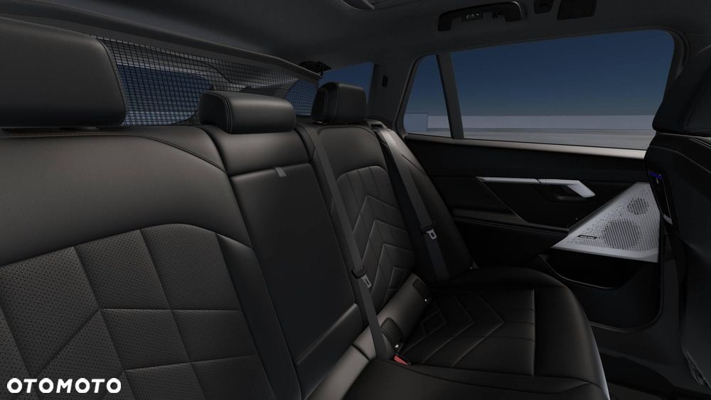 BMW Seria 5 520d xDrive mHEV M Sport - 8