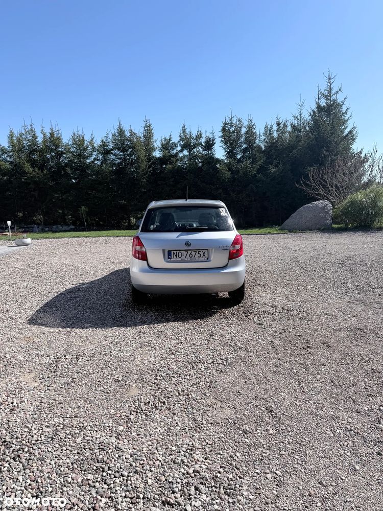 Skoda Fabia 1.2 TSI Ambiente - 2