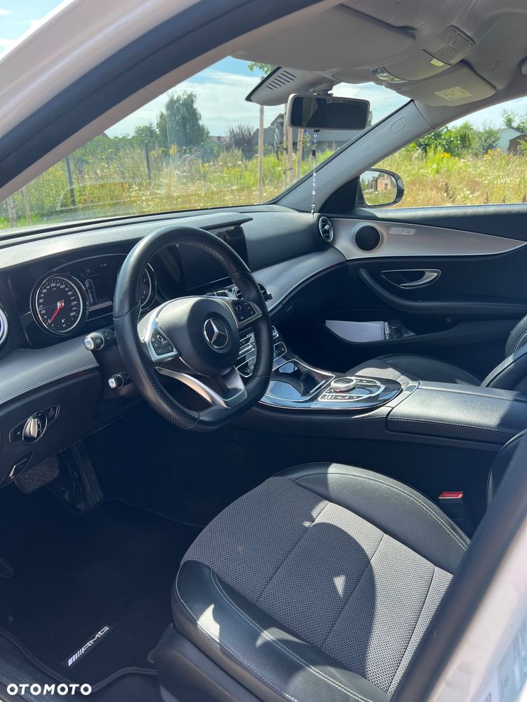 Mercedes-Benz Klasa E 220 d 9G-TRONIC - 10