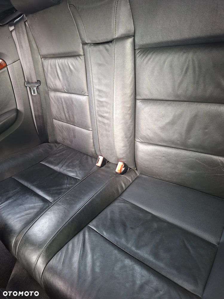 Audi A4 Cabrio 2.5 TDI - 12