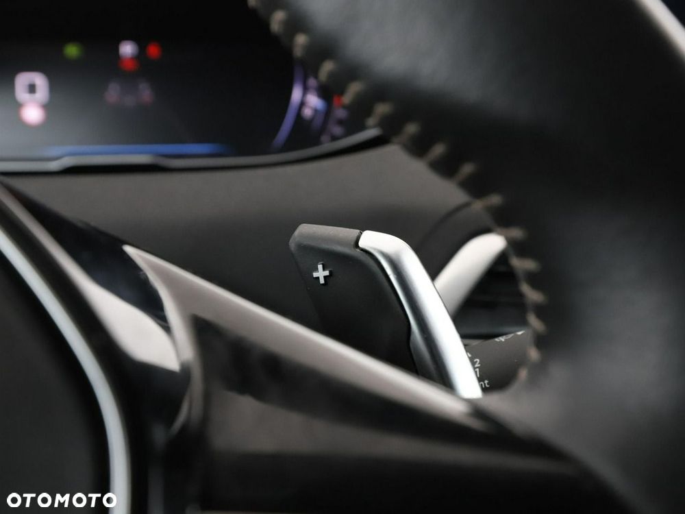 Peugeot 3008 1.2 PureTech Active S&S EAT8 - 34