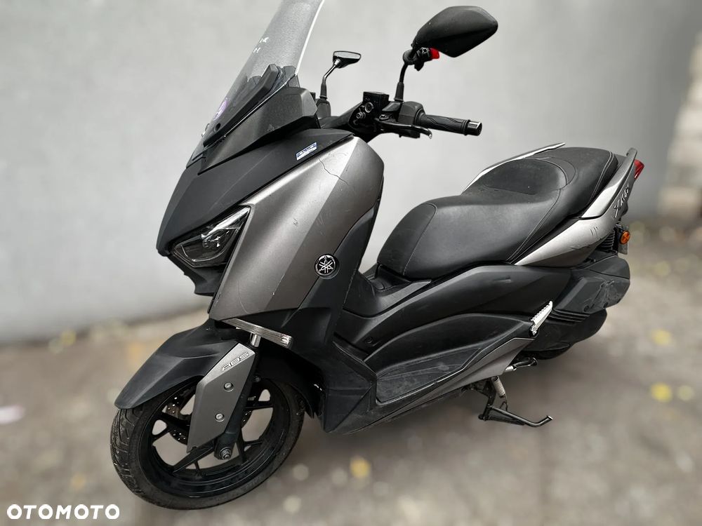 Yamaha X-max - 3