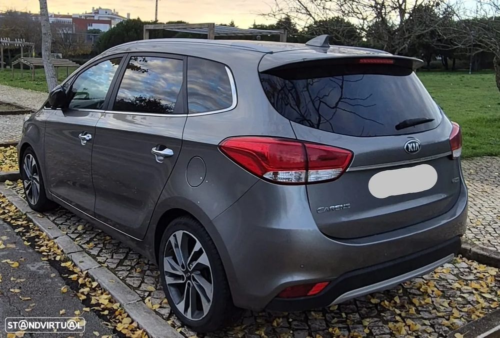 Kia Carens 1.7 CRDi ISG TX - 3