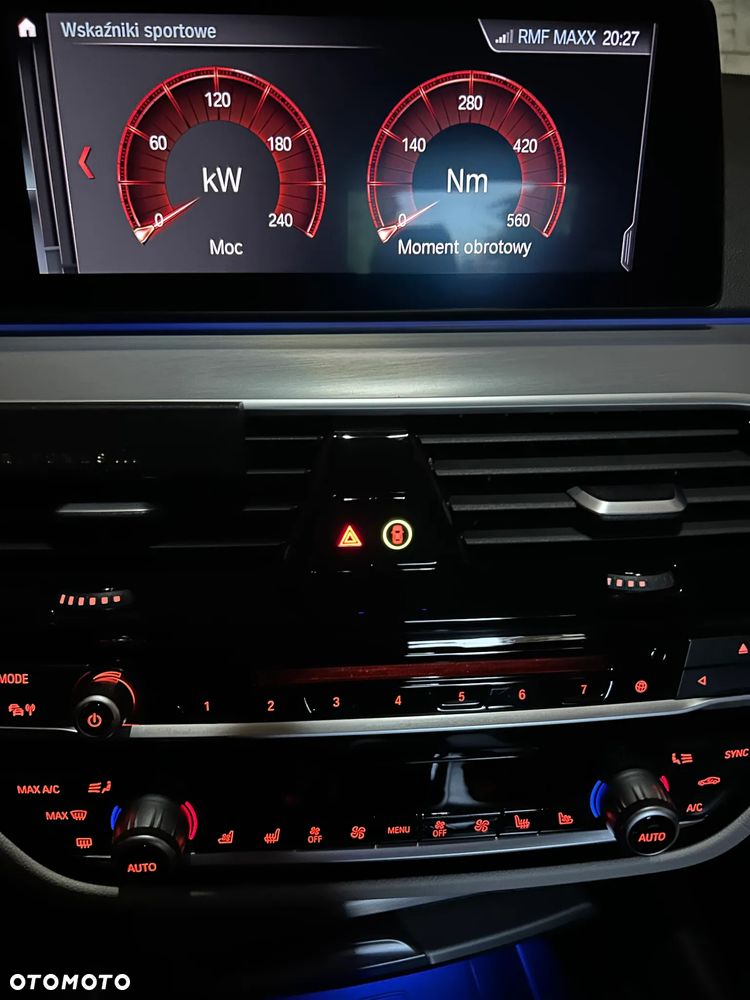 BMW Seria 5 530e iPerformance - 22