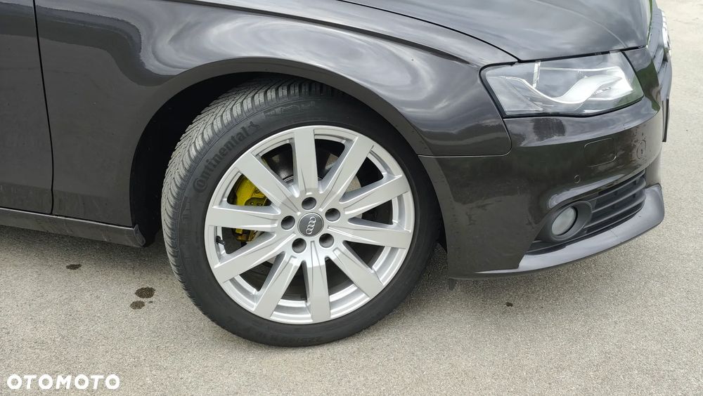 Audi A4 Avant 2.0 TFSI Ambiente - 4